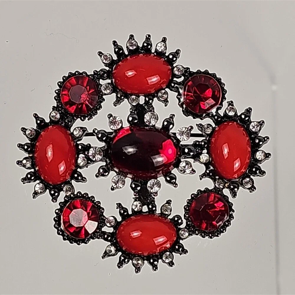 Vintage 1950s Red Cabochon Rhinestone Japanned Statement Brooch